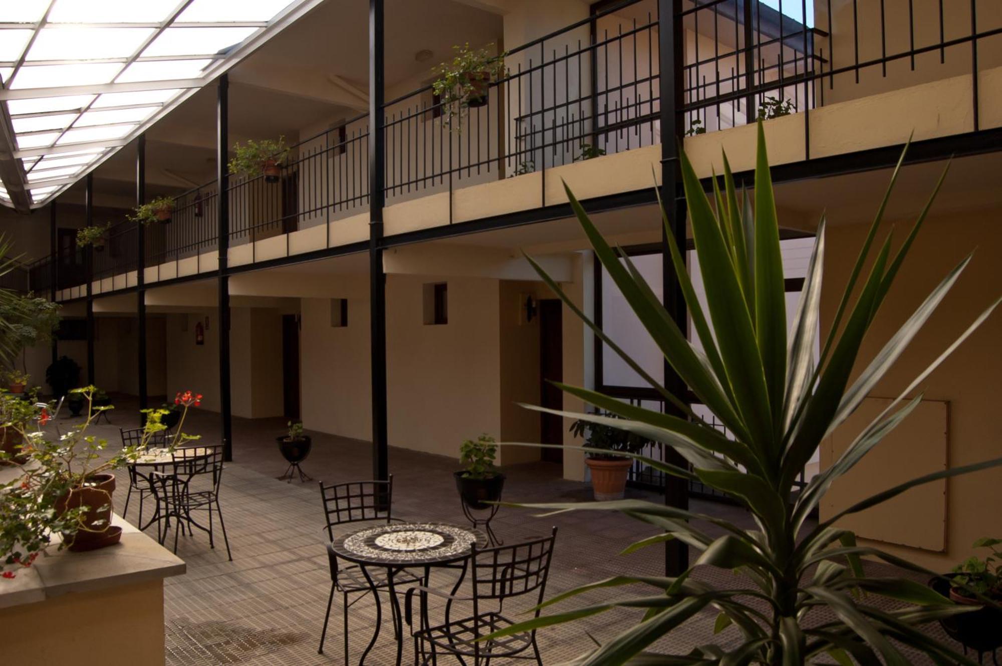 Hotel Urgain Oronoz-Mugaire Екстериор снимка