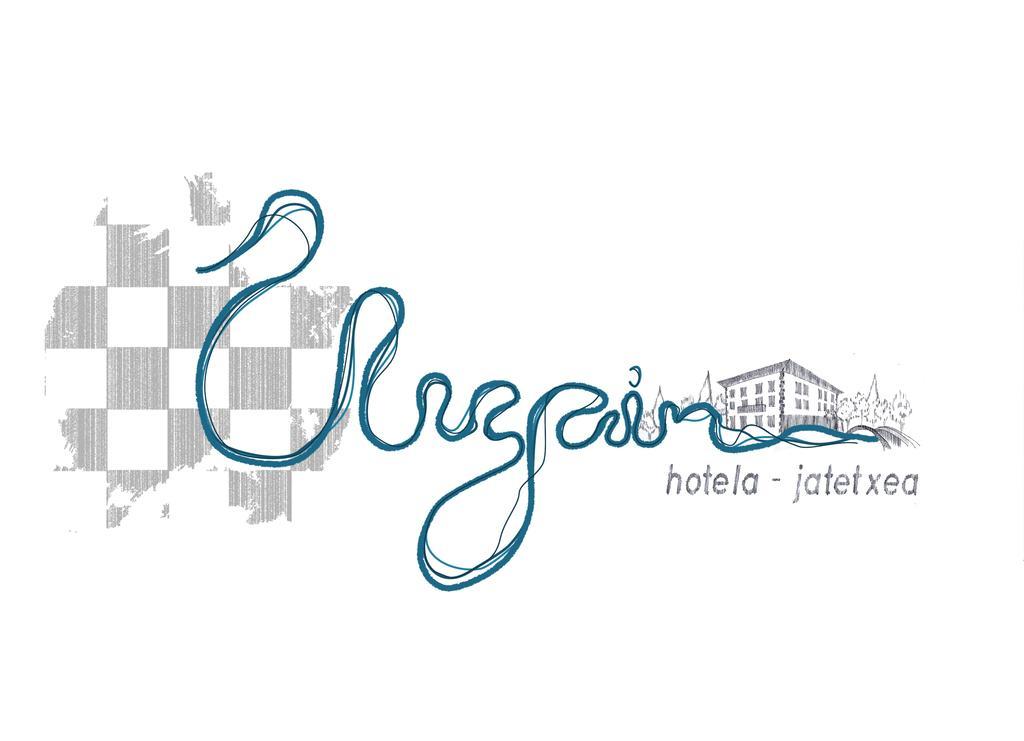 Hotel Urgain Oronoz-Mugaire Екстериор снимка